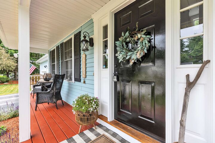 Property Photo:  22 Sarah Drive  NH 03054 