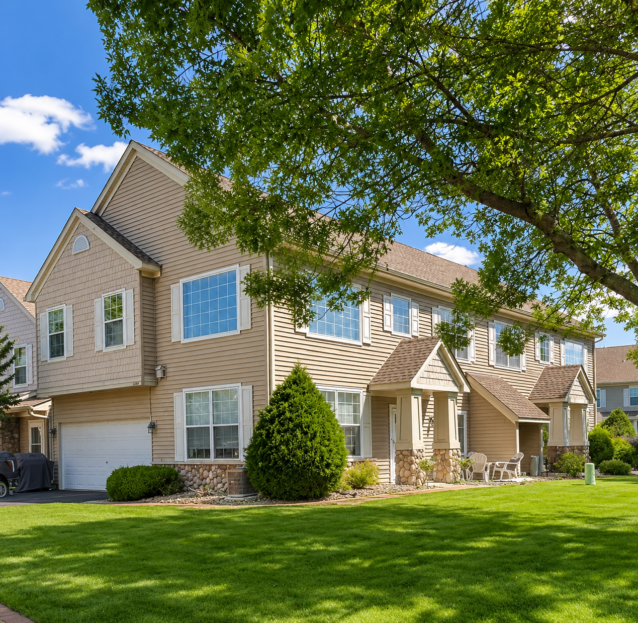 Property Photo:  1895 Bluestem Lane  MN 55126 