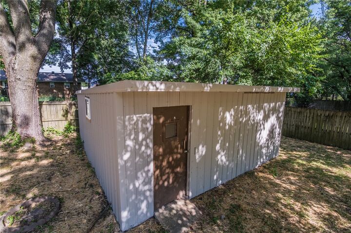 Property Photo: 217 S Skilern Street AR 72761