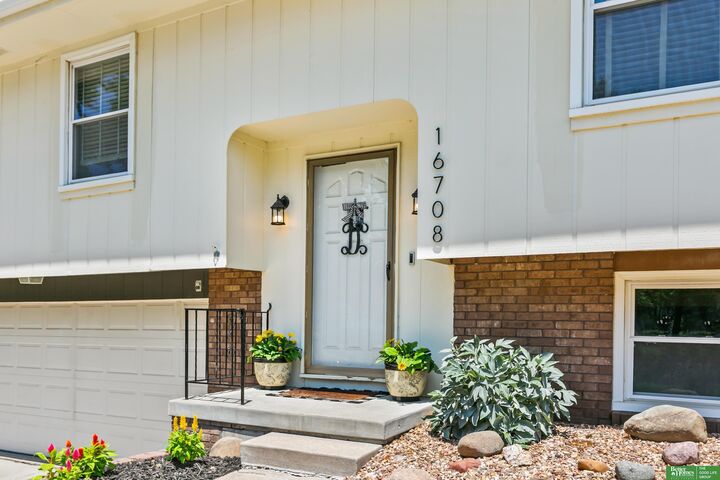 Property Photo:  16708 William Street  NE 68130 