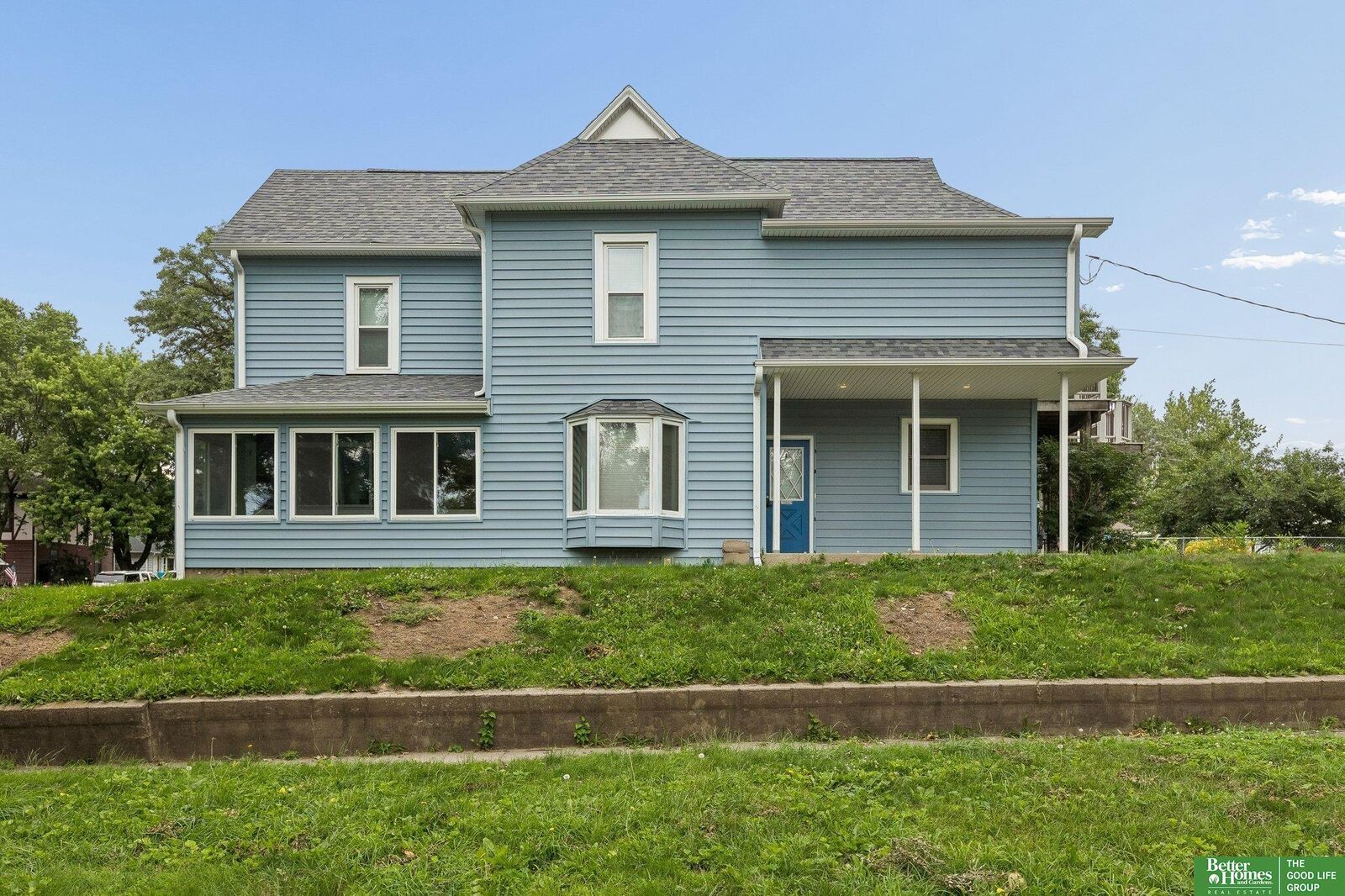 Property Photo:  301 N Walnut Street  IA 51534 
