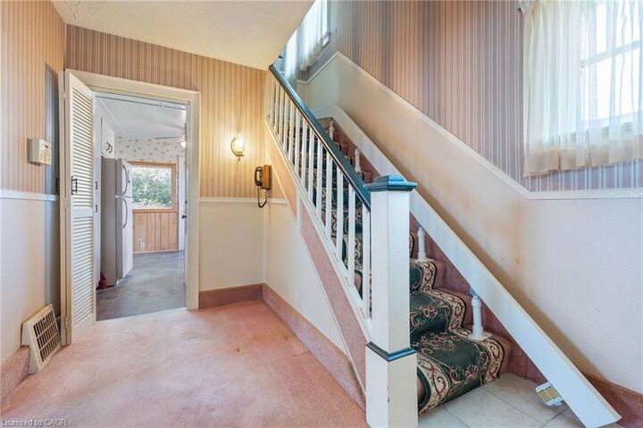 Property Photo:  35 Basil Avenue  ON N3Y 3M4 