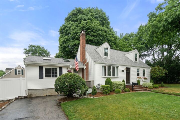 Property Photo:  29 Laurel Road  MA 02062 