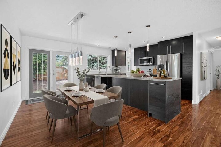 Property Photo:  9555 Oakfield Drive SW  AB T2V 4E2 
