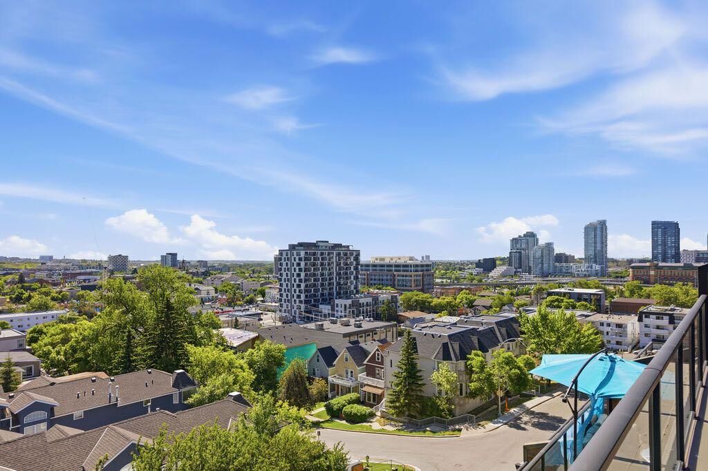 Property Photo:  354 2 Avenue NE 302  AB T2E 0E4 