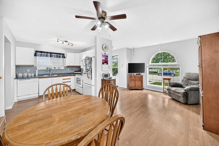 Property Photo:  57 San Diego Way NE  AB T1Y 7A5 