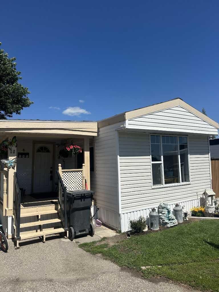 Property Photo:  5301 2nd Street Unit 88  AB T0L 0V0 