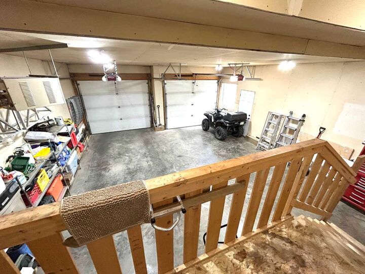 Property Photo: 938 Manor Place SE AB T0J 2P0