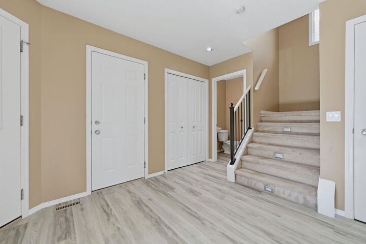 Property Photo: 4 Everglen Grove SW AB T2Y 4Z3