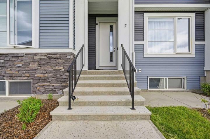 Property Photo: 7 Lambeau Lane SE AB T4A 3P4