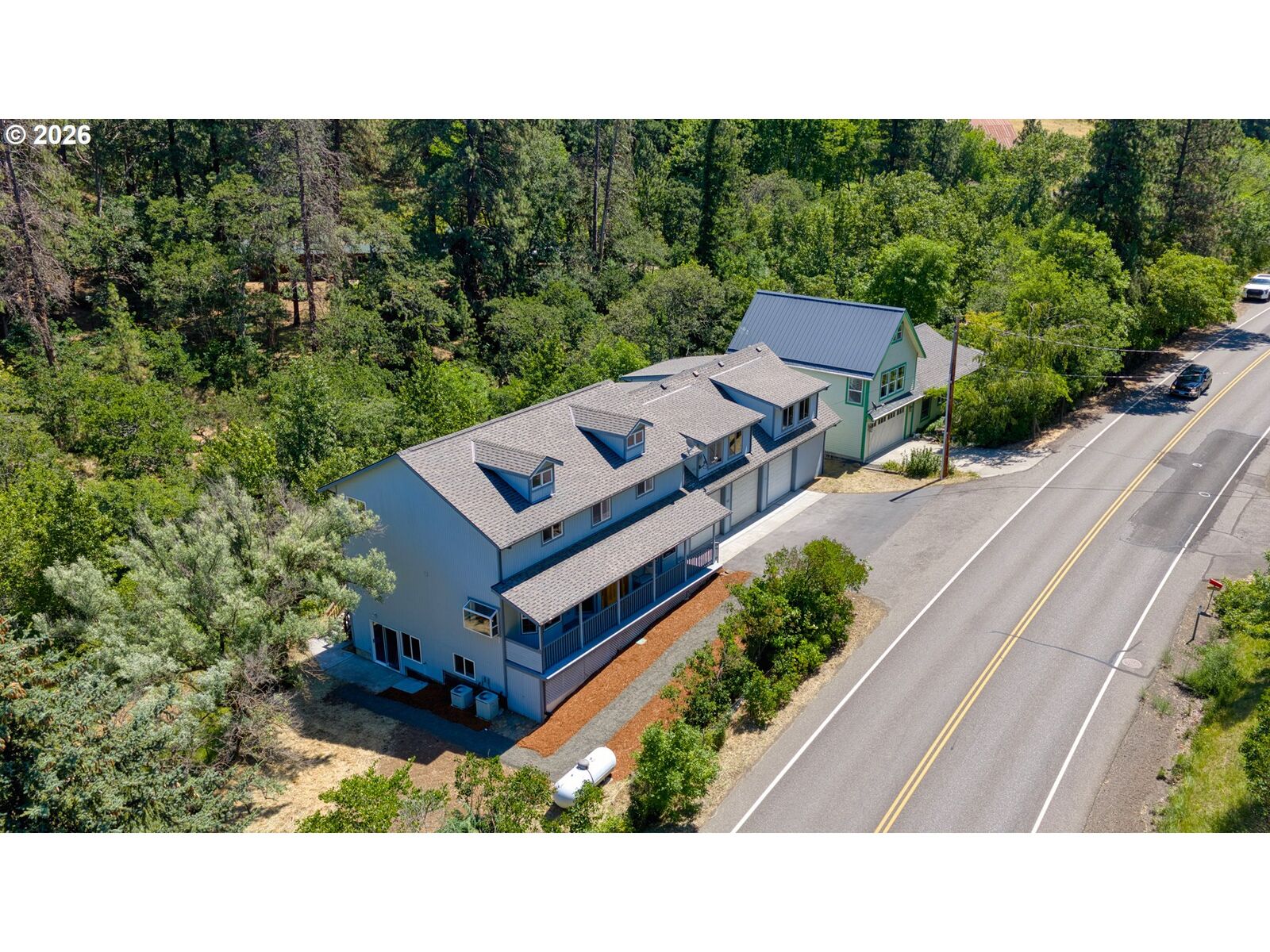 Property Photo:  107 3rd Ave  OR 97040 