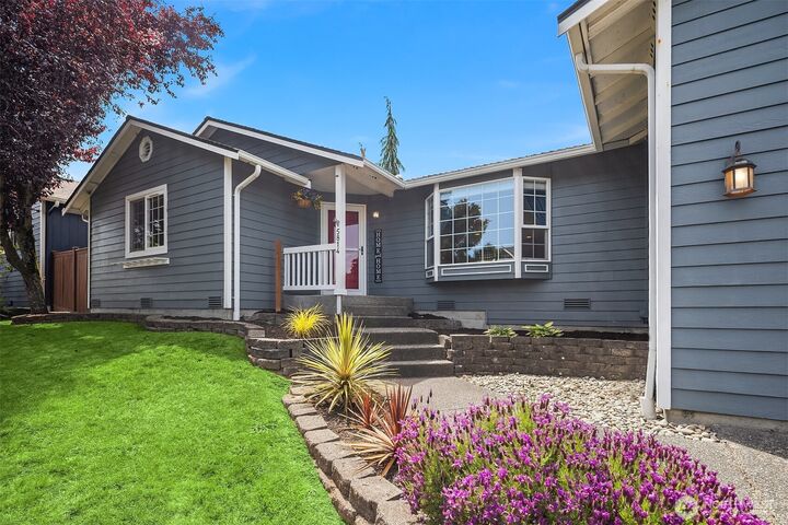 Property Photo:  5814  12th Avenue W  WA 98203 