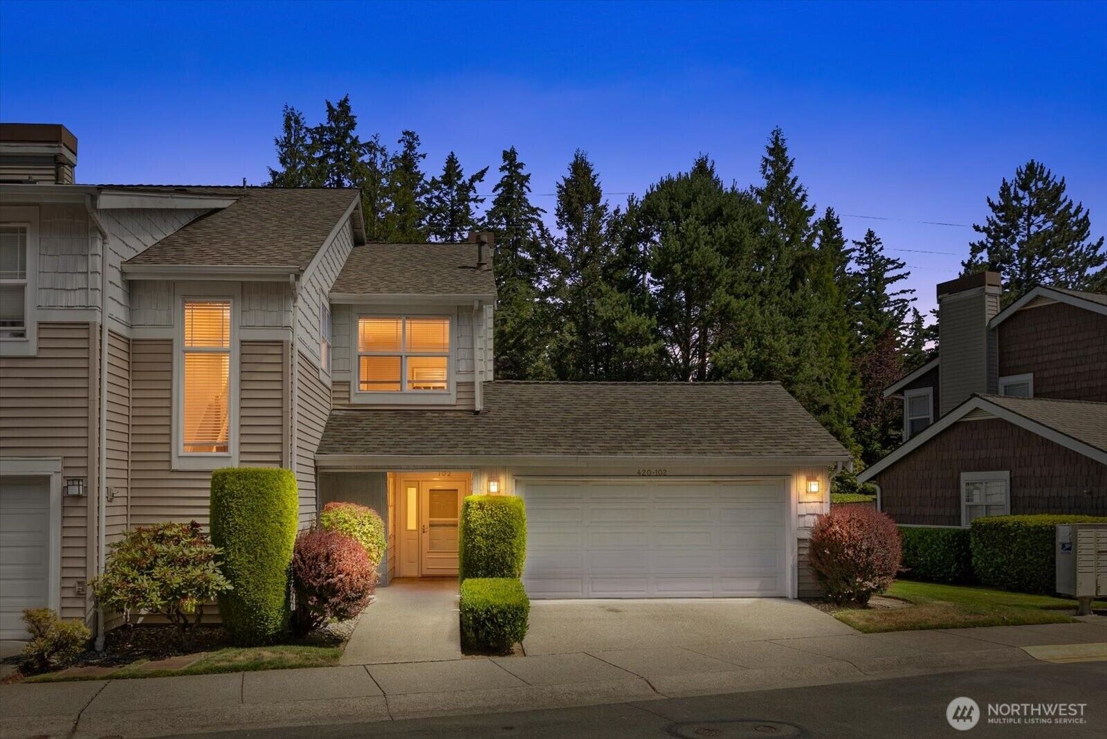 Property Photo:  420  228th Street SW B 102  WA 98021 