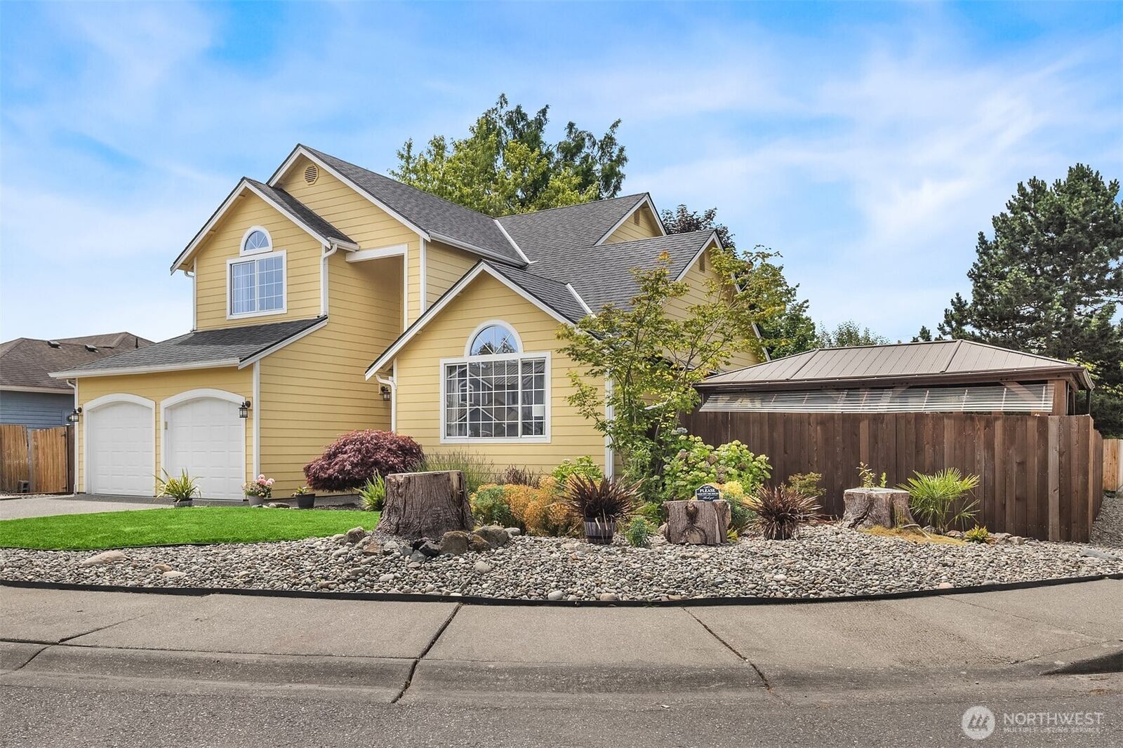Property Photo:  1412  90th Drive NE  WA 98258 