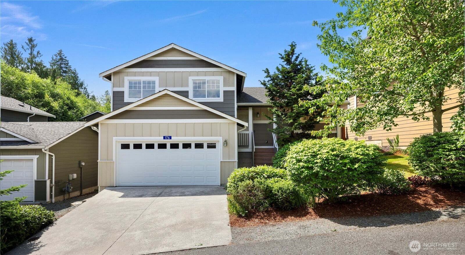 Property Photo: 176 Dallas Street WA 98274