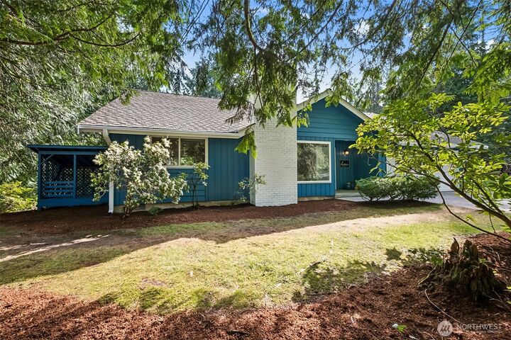 Property Photo:  25845 SE 152 Street  WA 98027 