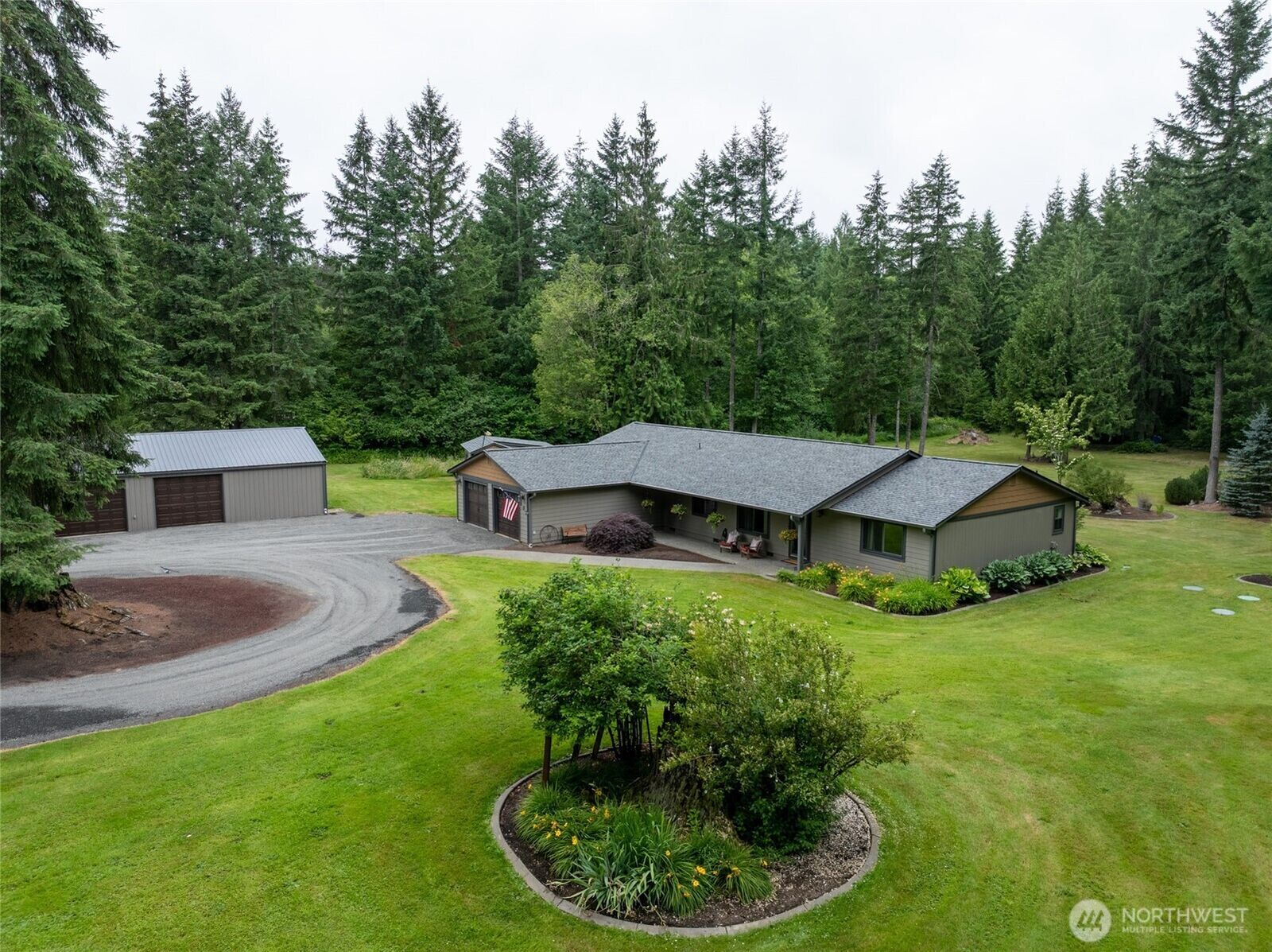 Property Photo:  117  Yetter Lane  WA 98532 