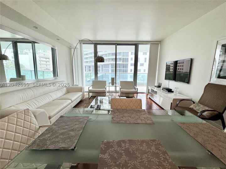 Property Photo: 1331 Brickell Bay Dr 406 FL 33131