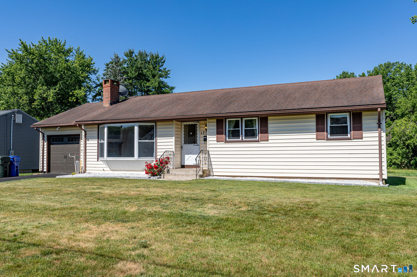 Property Photo:  17 School House Road  CT 06111 