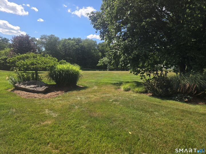 Property Photo:  7 Tinker Pond Road  CT 06043 