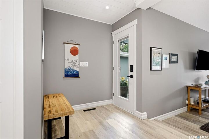 Property Photo:  82 Compton Road  SK S4S 2Y3 