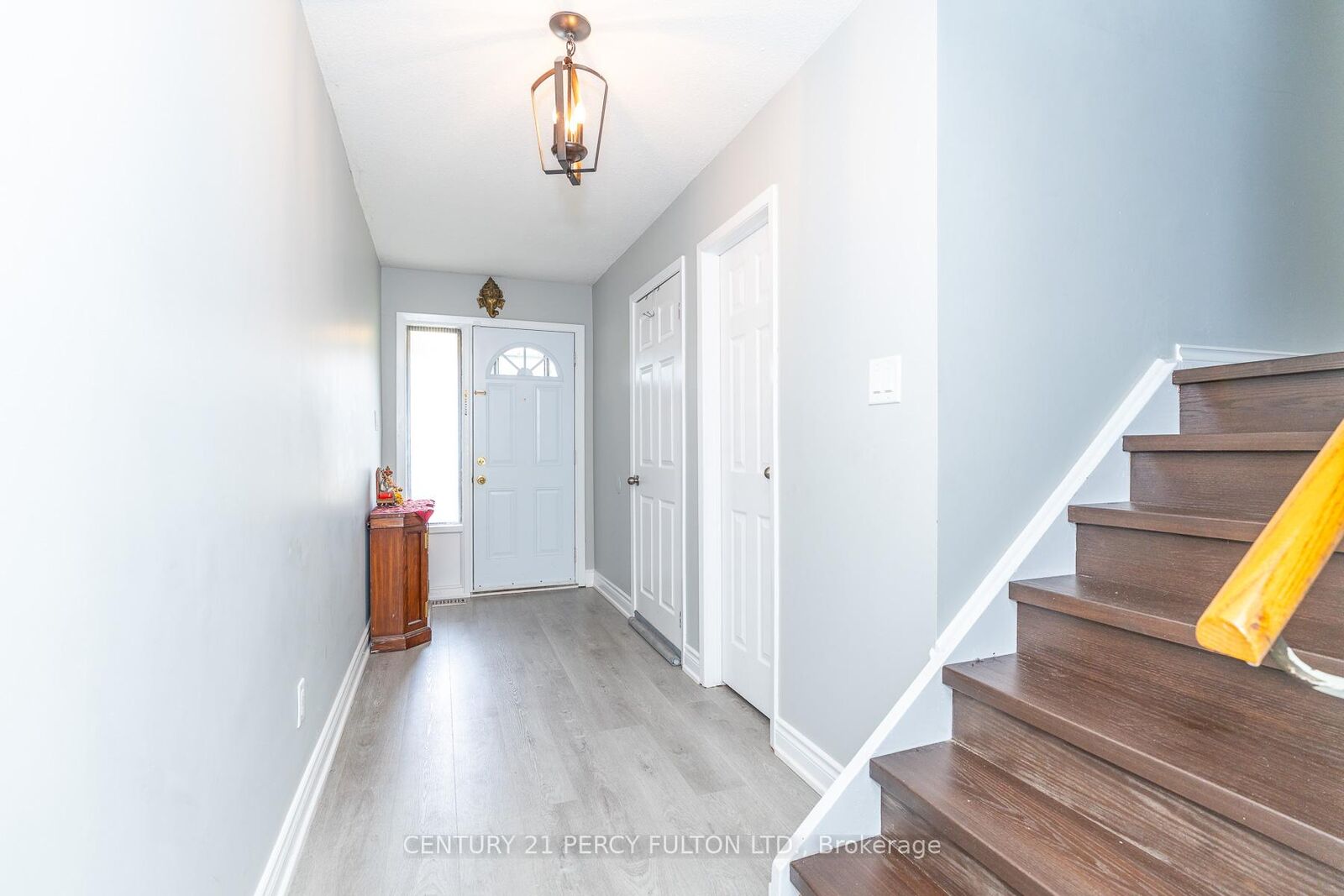 Property Photo:  1415 Fieldlight Boulevard 4  ON L1V 2S3 