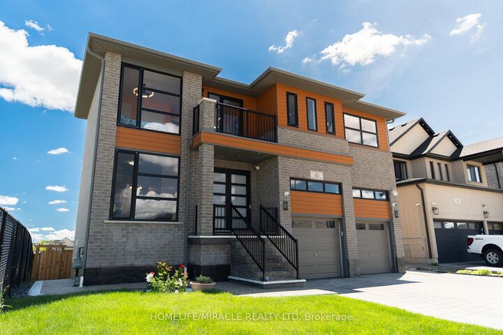 Property Photo: 42 Grandville Circle ON N3L 0J3