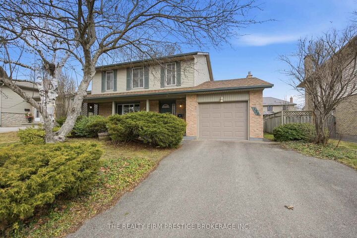 Property Photo: 126 Gardenvale Crescent ON N6J 4B9