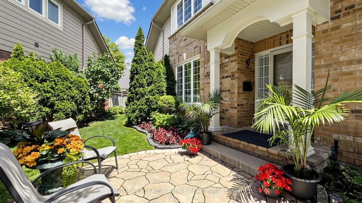 Property Photo: 107 Lakeside Vista Way ON L6E 0B6