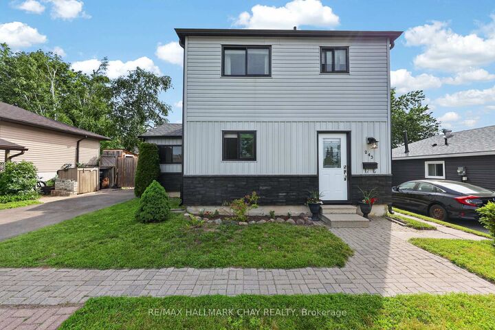 Property Photo: 243 Letitia Street ON L4N 4Y7