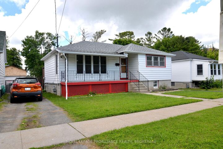 Property Photo: 775 Alfred Crescent ON K7K 4K5