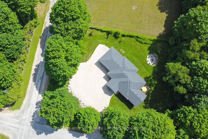 Property Photo: 193 Inkerman Street ON N0C 1E0