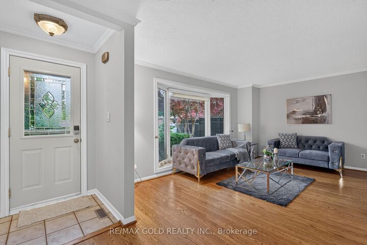 Property Photo:  17 Duke Road  ON L6T 3J9 