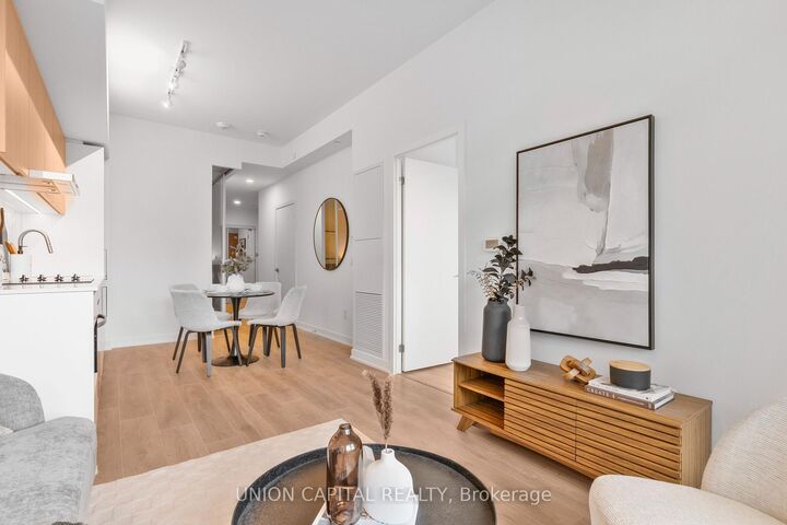 Photo de la propriété:  1100 Sheppard Avenue W 302  ON M3K 0E4 
