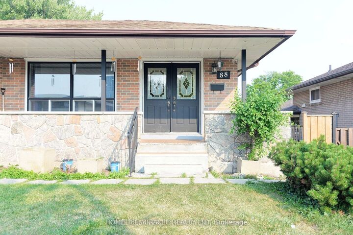 Property Photo:  88 Ardglen Drive  ON L6W 1V6 