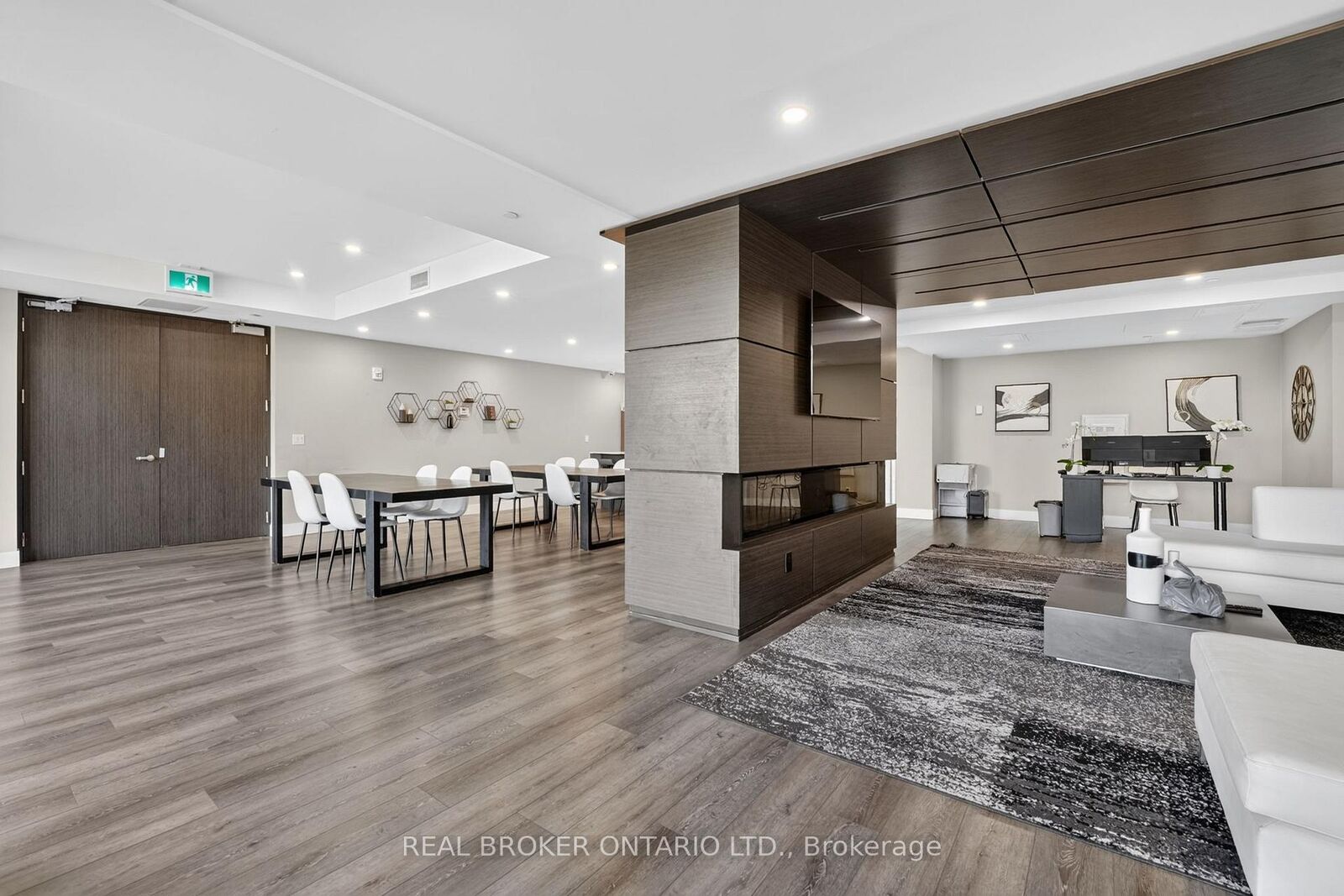 Property Photo: 15 Queen Street S 1206 ON L8P 0C6
