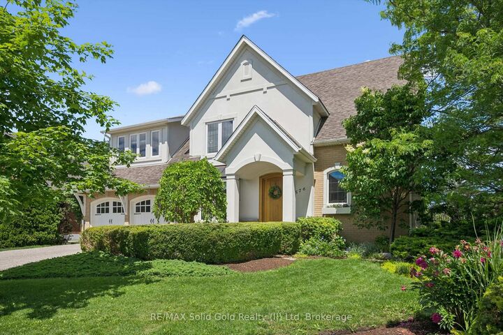 Property Photo: 576 Falconridge Crescent ON N2K 4J2