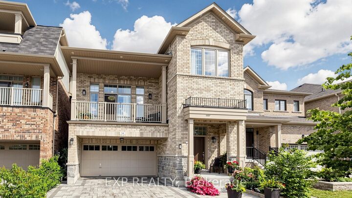 34 Buttonleaf Crescent — photo 1