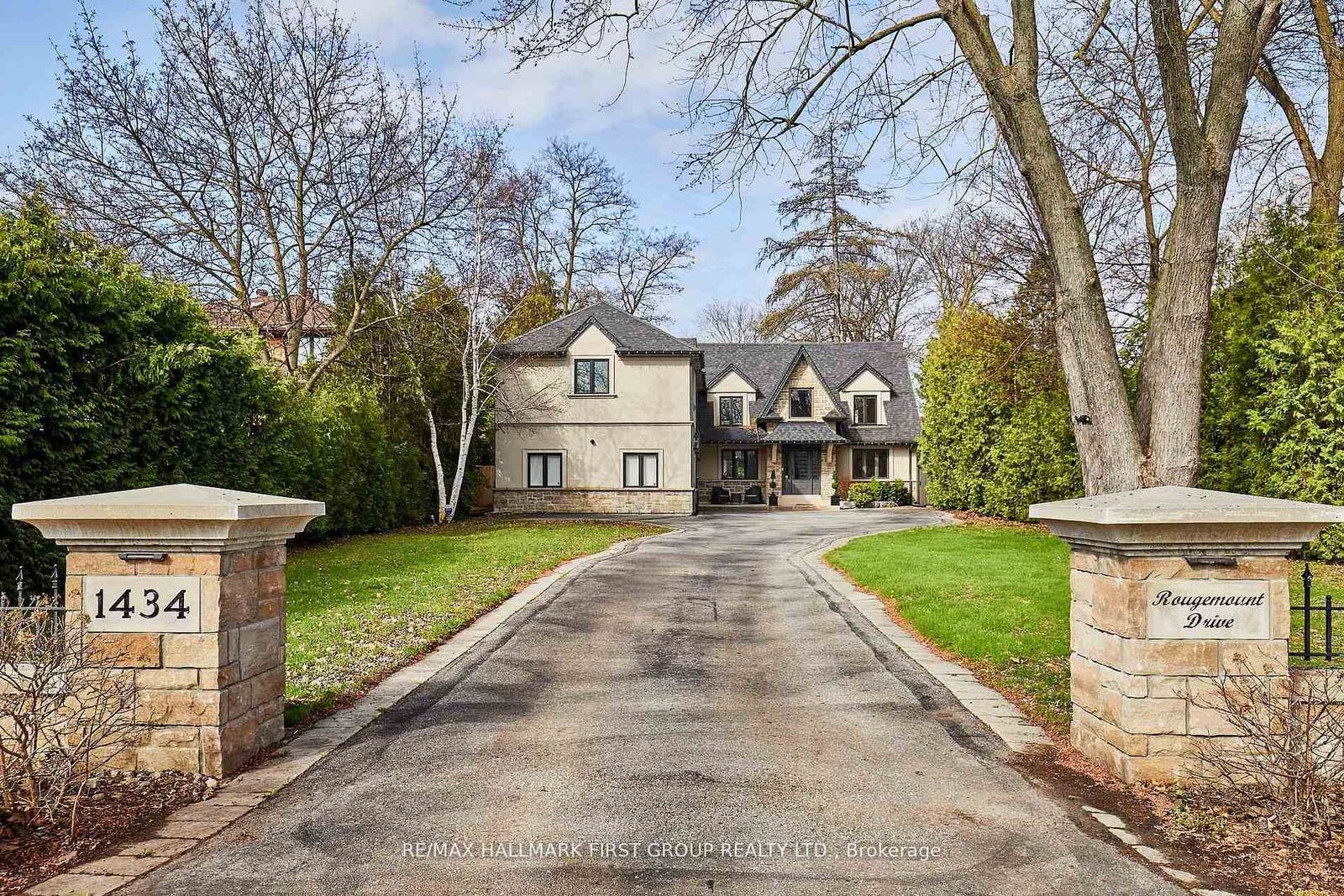 Property Photo: 1434 Rougemount Drive ON L1V 1N1