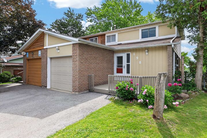 Property Photo:  198 Britannia Avenue  ON L3Z 1A5 