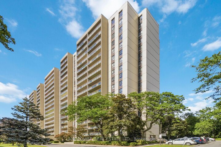 Property Photo:  350 Seneca Hill Drive Ph 14  ON M2J 4S7 