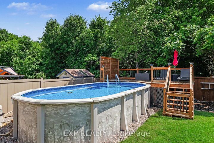 Property Photo:  212 Jasper Crescent  ON K4K 0A3 
