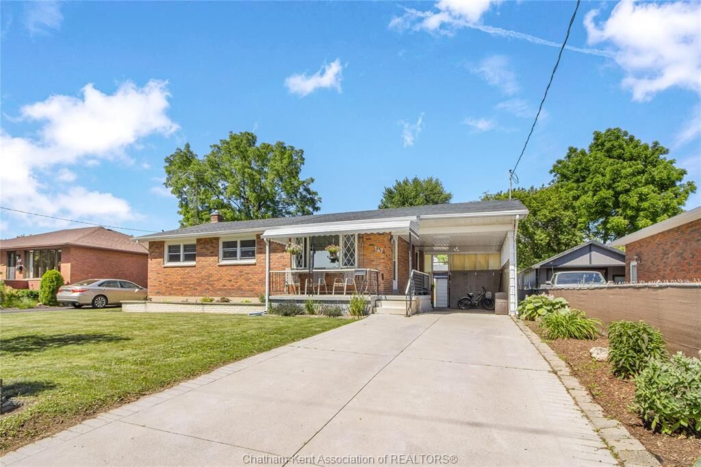 Property Photo: 147 Coverdale Street ON N7L 2V1