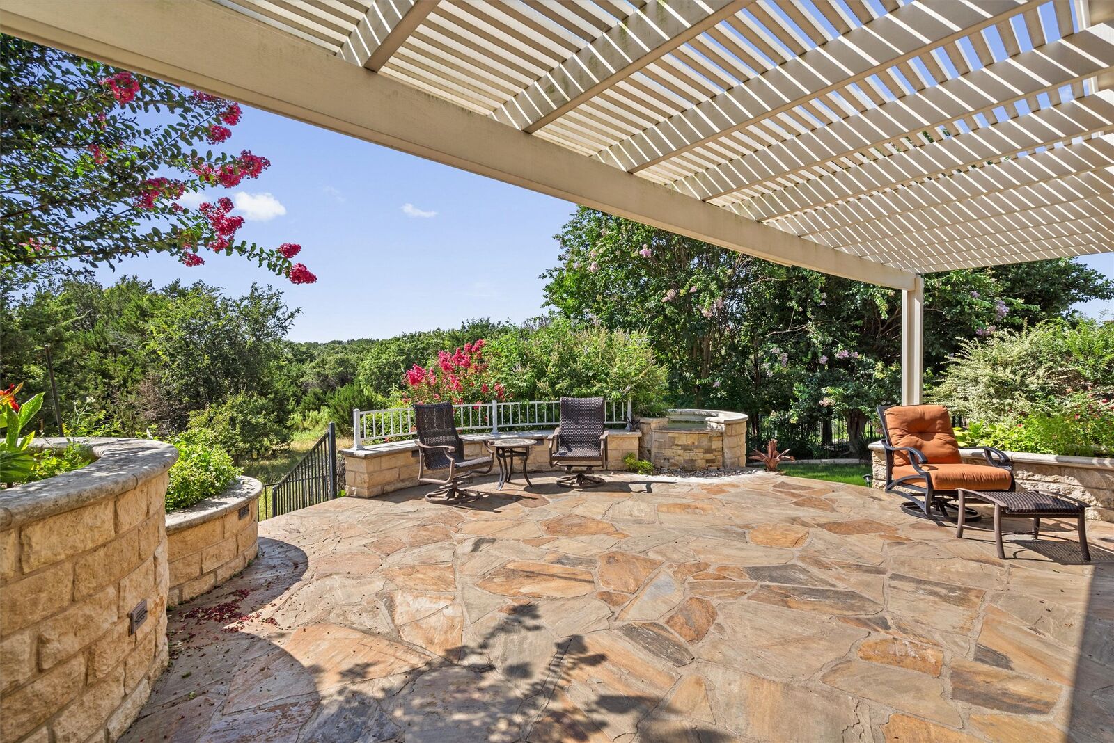Property Photo:  300 Pipe Creek Lane  TX 78633 