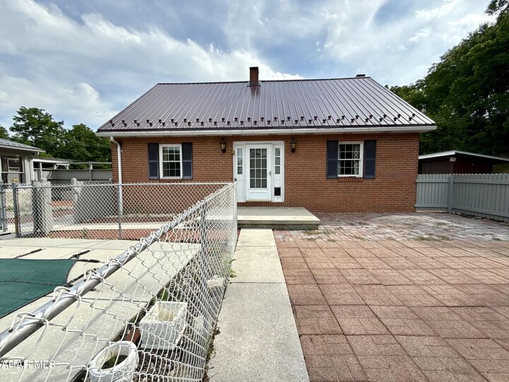 Property Photo:  2469 Woodbury Pike  PA 16695 
