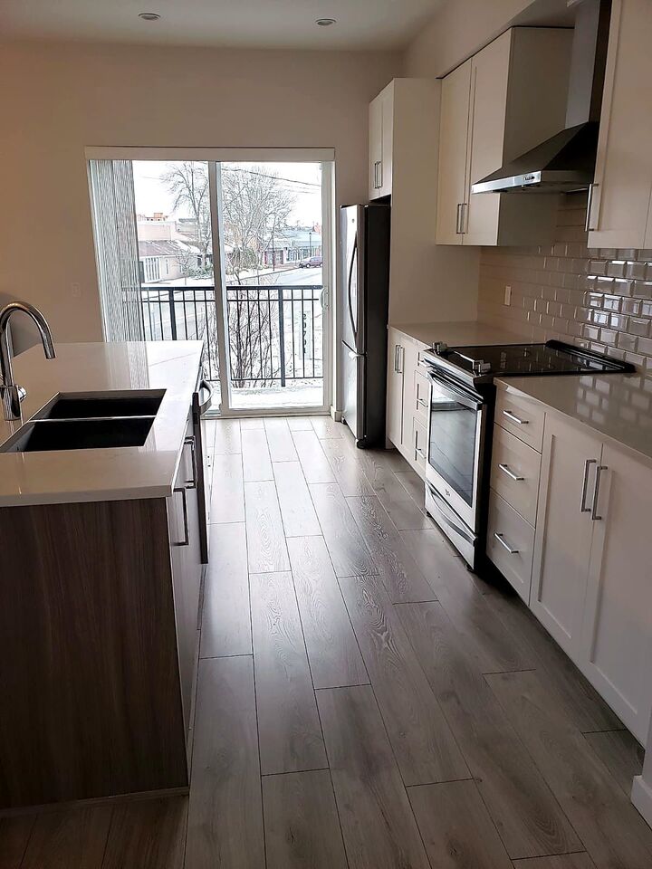 Property Photo: 20723 Fraser Highway 1 BC V3A 0K2