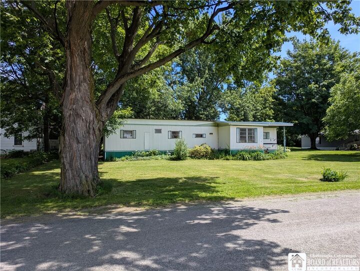 Property Photo:  6 Burton Avenue  NY 14775 