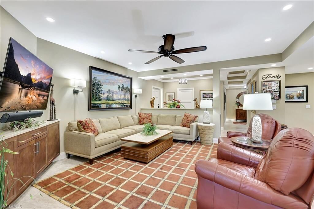 Property Photo: 6820 Pelican Bay Blvd 133 FL 34108