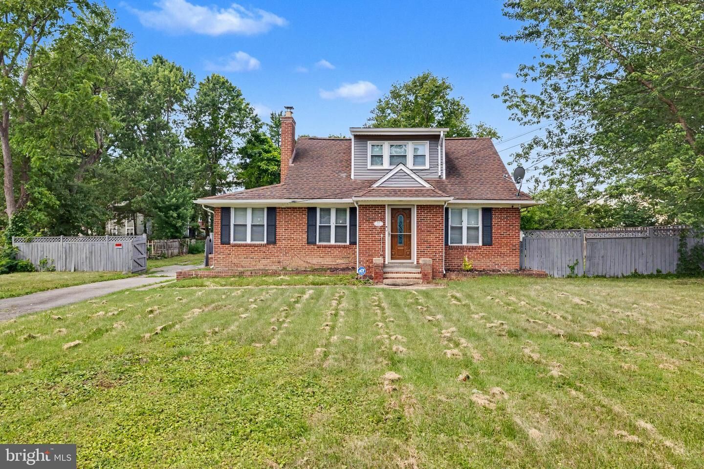 Property Photo:  8608 Woodlawn Court  VA 22309 