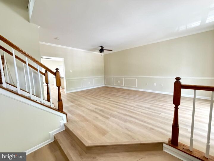 Property Photo:  47403 Darkhollow Falls Terrace  VA 20165 